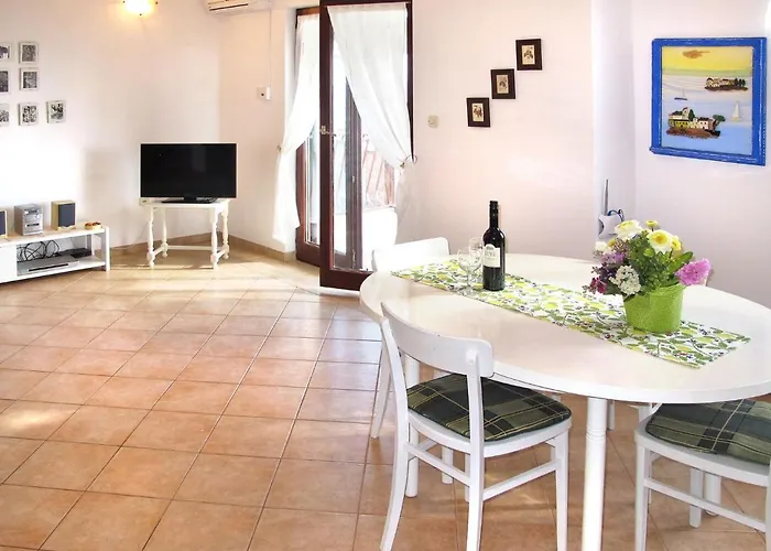 Apartamento Culic-2 By Interhome *