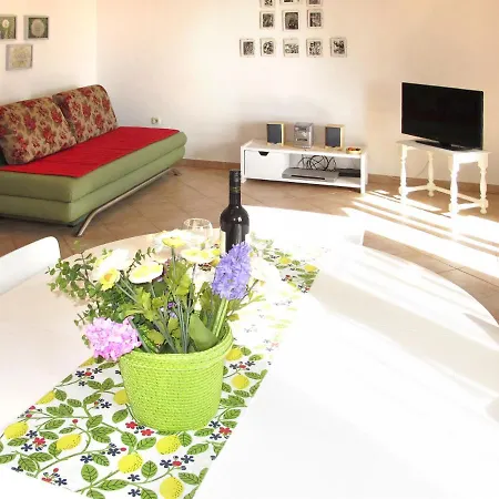 Lejlighed Culic-2 By Interhome