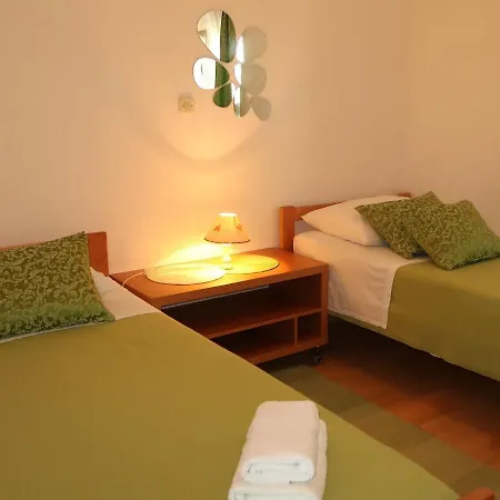 Culic-2 By Interhome Lägenhet *