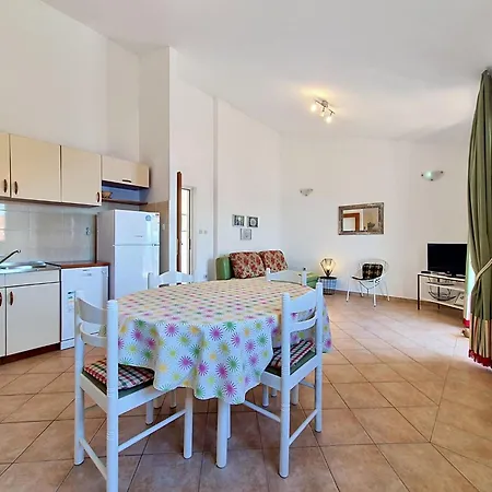 Apartamento Culic-2 By Interhome Trogir