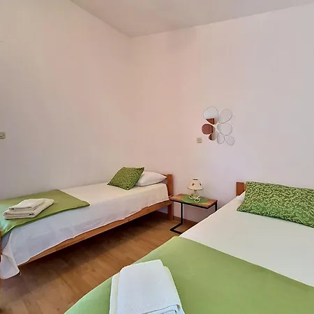 Apartamento Culic-2 By Interhome *
